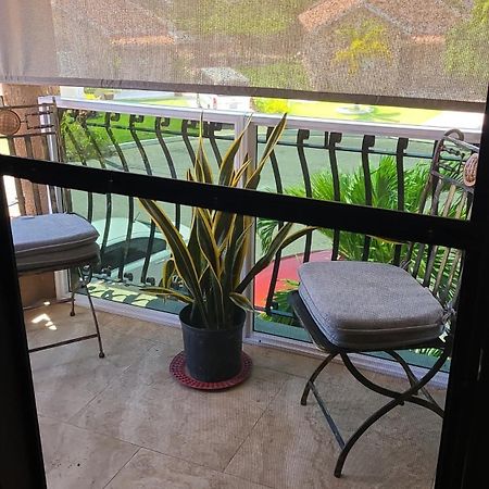 The Palms- Caribbean Estates -10 Minutes From The Beach- Gated Community Portmore Ngoại thất bức ảnh