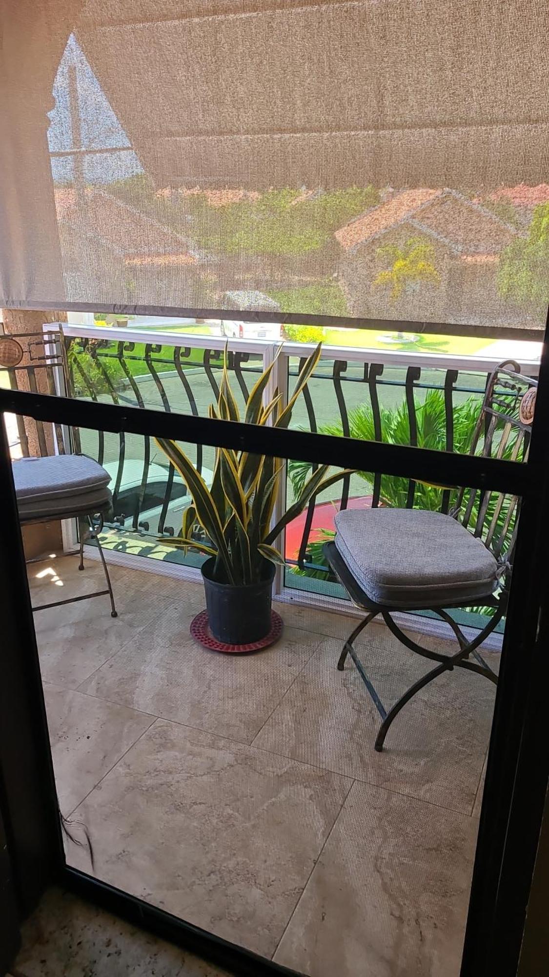 The Palms- Caribbean Estates -10 Minutes From The Beach- Gated Community Portmore Ngoại thất bức ảnh